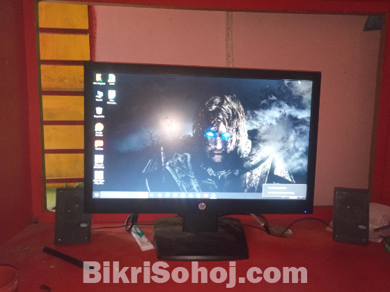 desktop pc with HP monitor